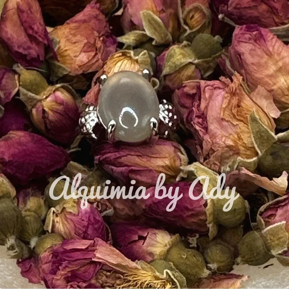 Alquimia Silver and Gray Ring - Picture 1 of 10